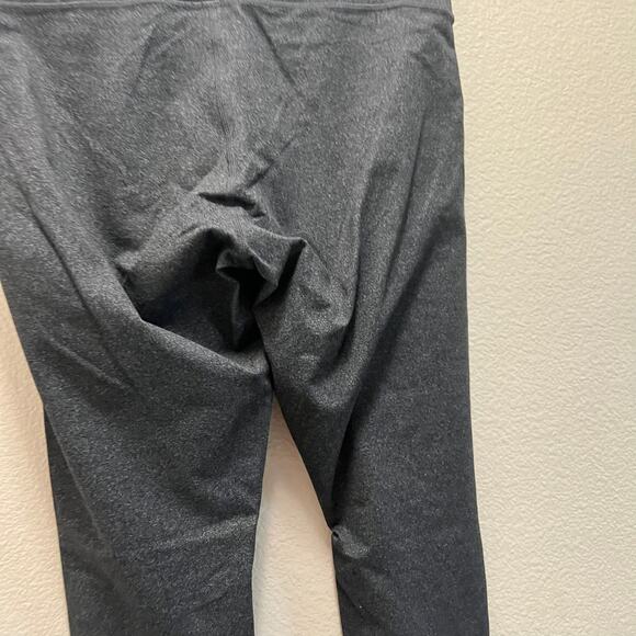 Fabletics Powerhold Gray Mid Rise Marled Gray Athleisure Leggings Size Medium - Picture 6 of 7
